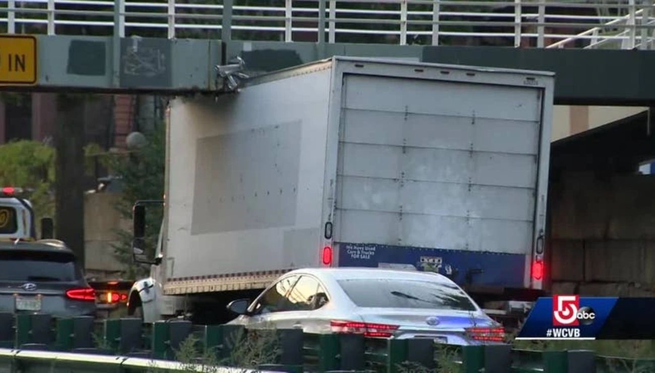 How to Avoid Boston Storrow Drive Disasters: Safe Moving Routes for 2026